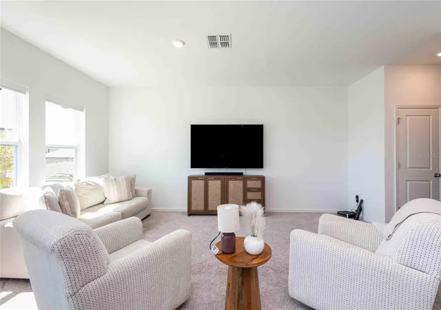 3rd image of 11644 Judicial Ct, Dade City, FL 33525 | MLS# TB8494217