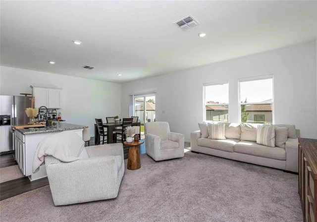 5th image of 11644 Judicial Ct, Dade City, FL 33525 | MLS# TB8494217
