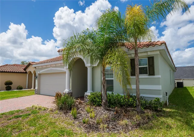 Photo 4 of Single family home for sale at 375 Villa Sorrento Cir, Haines City, FL 33844 | MLS# S5147216 | Listing updated on 2026-08-11