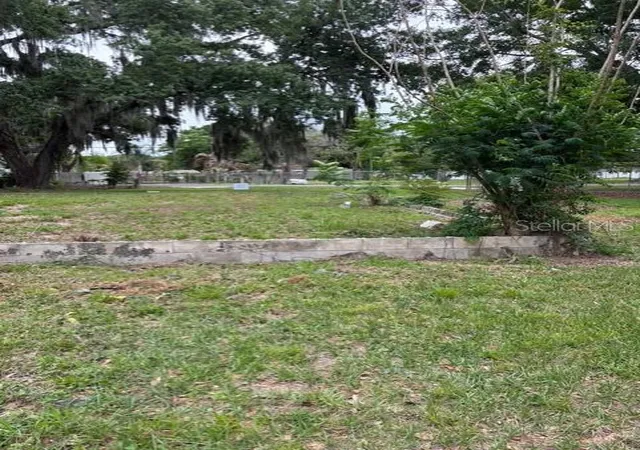 3rd image of 3799 Avenue T Nw, Winter Haven, FL 33881 | MLS# P4938352