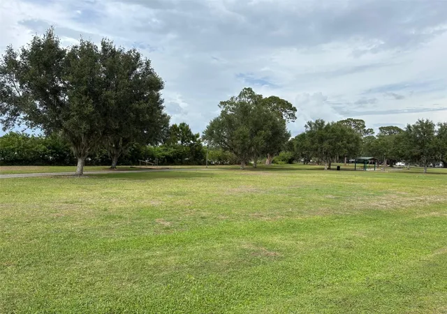 1st image of 3790 Avenue U Nw, Winter Haven, FL 33881 | MLS# P4938353