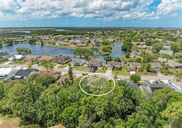Photo 3 of Single family home for sale at 1007 50th Street E, Bradenton, FL 34208 | MLS# A4688923 | Listing updated on 2026-07-08