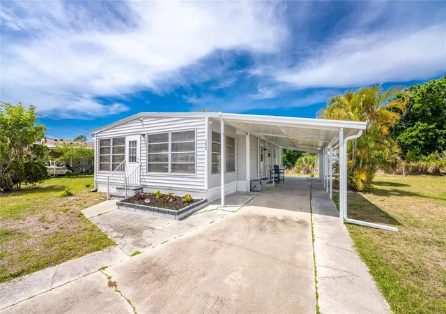 Photo 1 of Manufactured home for sale at 258 Via De Luna, Englewood, FL 34224 | MLS# D6146909 | Listing updated on 2026-09-25
