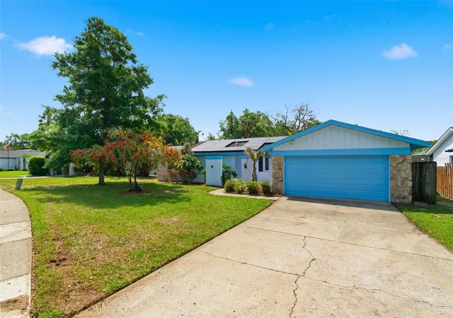 3rd image of 2816 Rustic Oaks Dr, Palm Harbor, FL 34684 | MLS# W7884575