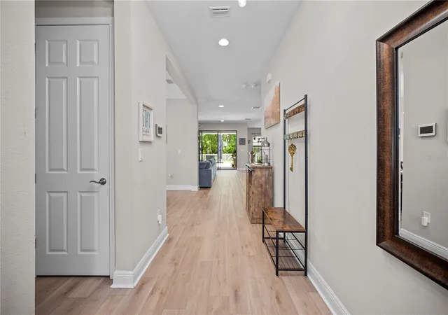 4th image of 14734 Horse Trot Rd, Lithia, FL 33547 | MLS# TB8494278