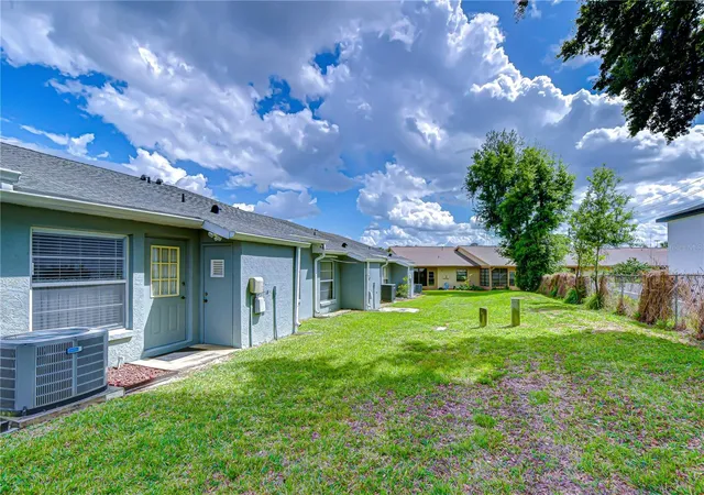 Homes for sale in Zephyrhills, FL | 38237 Eucalyptus Dr, Zephyrhills, FL 33542 | MLS# TB8494305