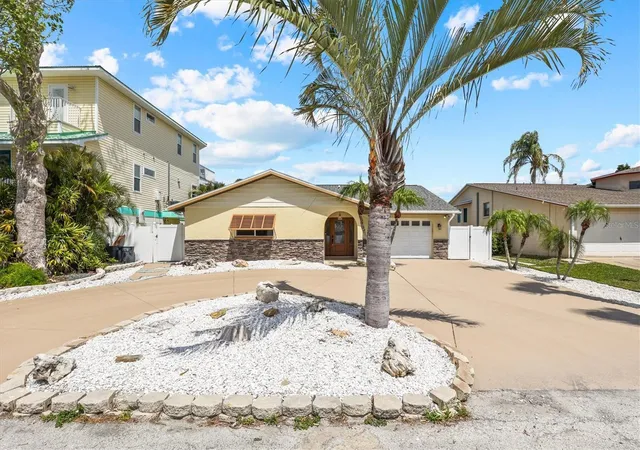 2nd image of 7239 Southwind Dr, Hudson, FL 34667 | MLS# W7884580