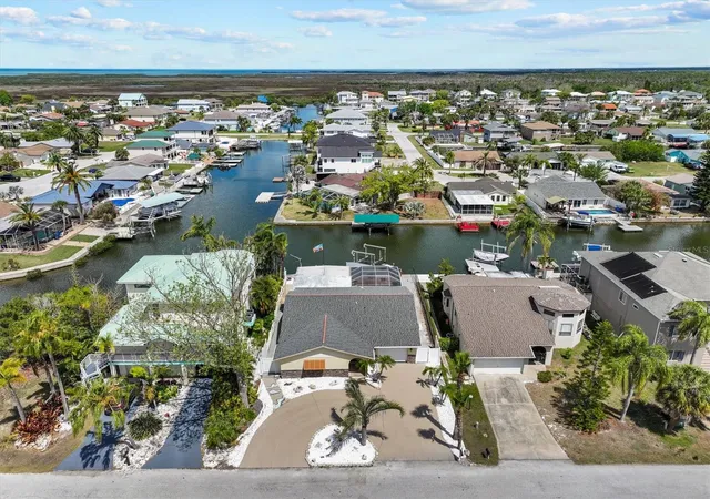 4th image of 7239 Southwind Dr, Hudson, FL 34667 | MLS# W7884580