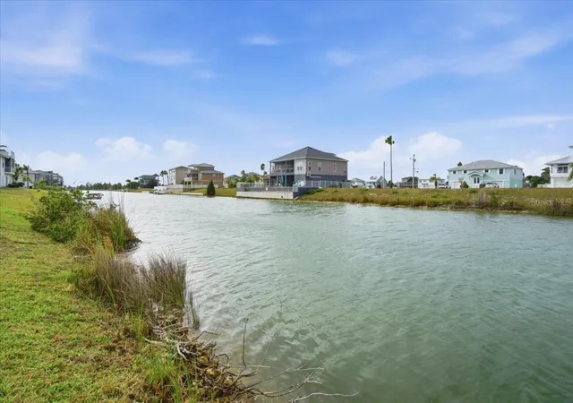 Homes for sale in Hernando Beach, FL | 3487 Croaker Dr, Hernando Beach, FL 34607 | MLS# TB8494331