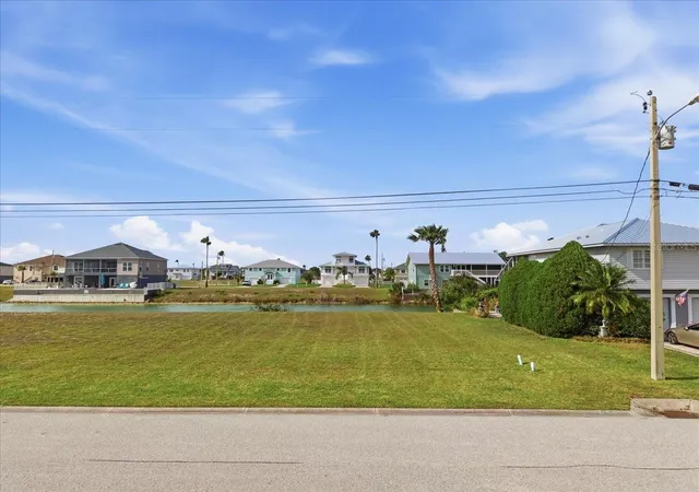 Homes for sale in Hernando Beach, FL | 3487 Croaker Dr, Hernando Beach, FL 34607 | MLS# TB8494331