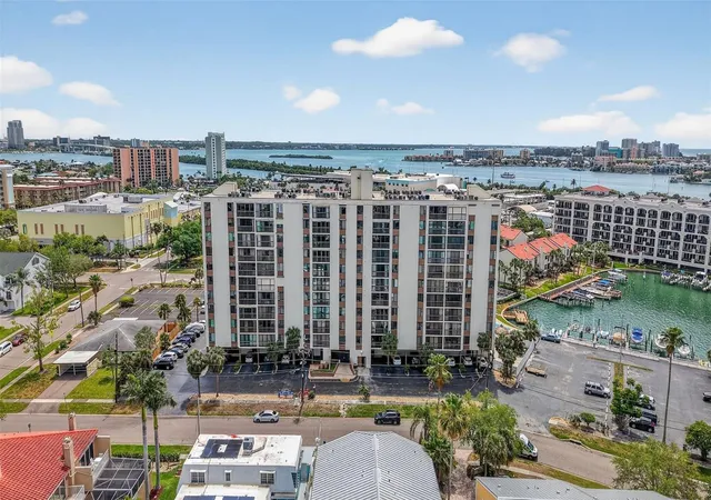 46th image of 255 Dolphin Pt #211, Clearwater Beach, FL 33767 | MLS# TB8494349