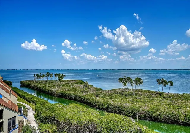 Homes for sale in Longboat Key, FL | 1932 Harbourside Dr #242, Longboat Key, FL 34228 | MLS# A4688978