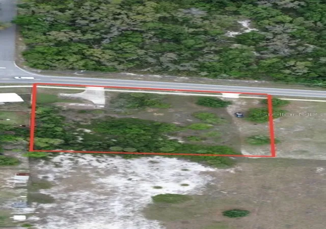 Photo 4 of Sale Pending at 415 Lake Josephine Dr, Sebring, FL 33875 | MLS# C7524380 | Listing updated on 2026-07-27