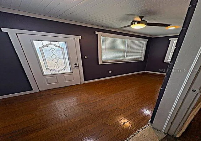 2nd image of 1002 Oakhill St, Lakeland, FL 33815 | MLS# TB8494392