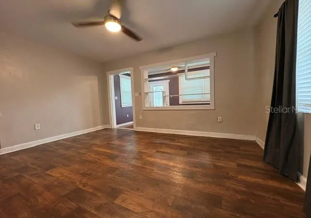 3rd image of 1002 Oakhill St, Lakeland, FL 33815 | MLS# TB8494392