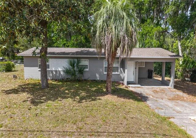 Photo 1 of Single family home for sale at 3918 Se 15th Street, Gainesville, FL 32641 | MLS# O6396637 | Listing updated on 2026-08-24