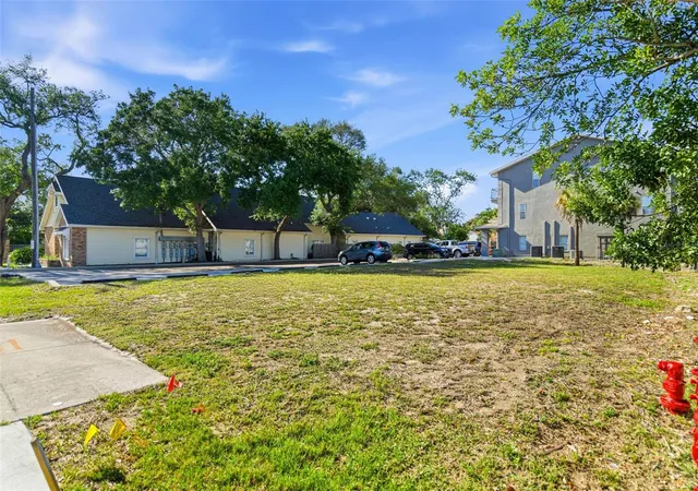 3rd image of 444 Skinner Blvd, Dunedin, FL 34698 | MLS# TB8494455