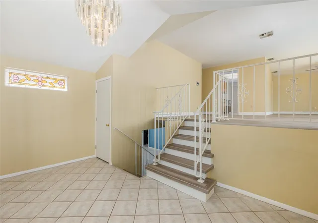 3rd image of 9947 Grove Dr, New Port Richey, FL 34654 | MLS# W7884589
