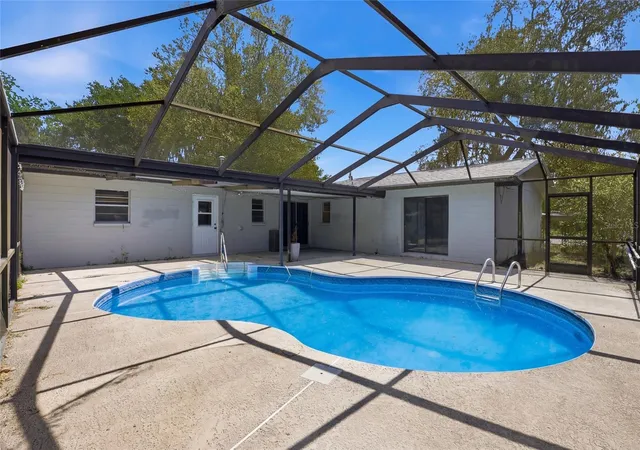 2nd image of 4006 Nw 36th Ter, Gainesville, FL 32605 | MLS# GC539198