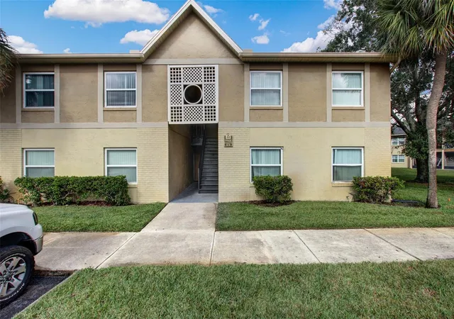 Homes for sale in Orlando, FL | 9908 Sweepstakes Ln #8, Orlando, FL 32837 | MLS# S5147263