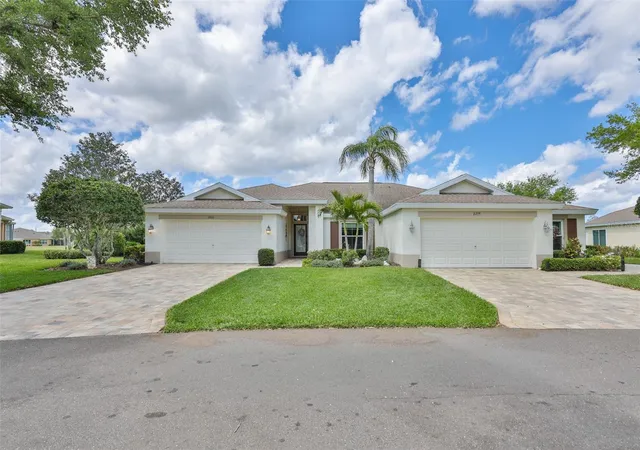 3rd image of 2261 Brookfield Grns Cir, SUN CITY CENTER, FL 33573