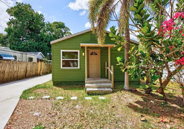 Photo 1 of Single family home for sale at 5818 39th Street N, Saint Petersburg, FL 33714 | MLS# TB8494524 | Listing updated on 2026-09-12