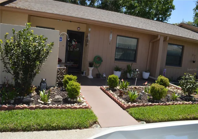 Homes for sale in Zephyrhills, FL | 38359 Ironwood Pl #0, Zephyrhills, FL 33542 | MLS# TB8494526