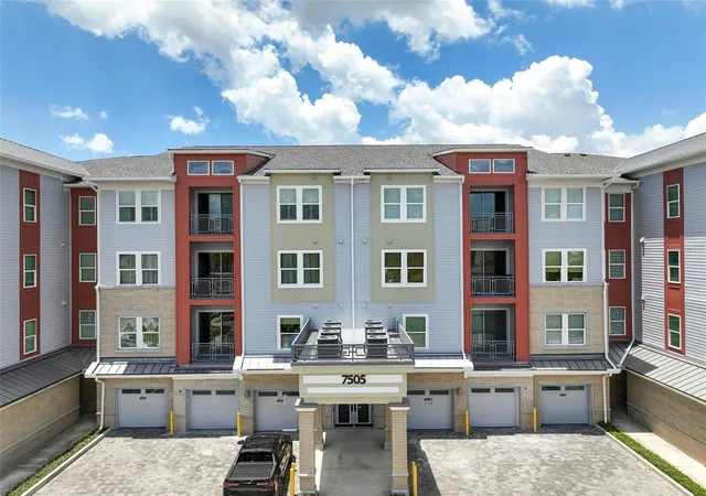 2nd image of 7505 Laureate Blvd #2208, Orlando, FL 32827 | MLS# S5147268