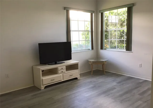 Photo 5 of Single family home for sale at 737 Pond Lily Way, Venice, FL 34293 | MLS# N6143780 | Listing updated on 2026-08-30