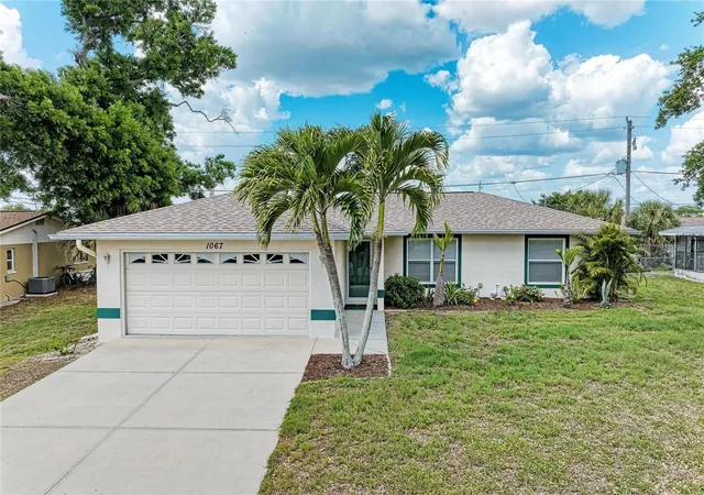 1st image of 1067 Rosedale Rd, Venice, FL 34293 | MLS# A4689050