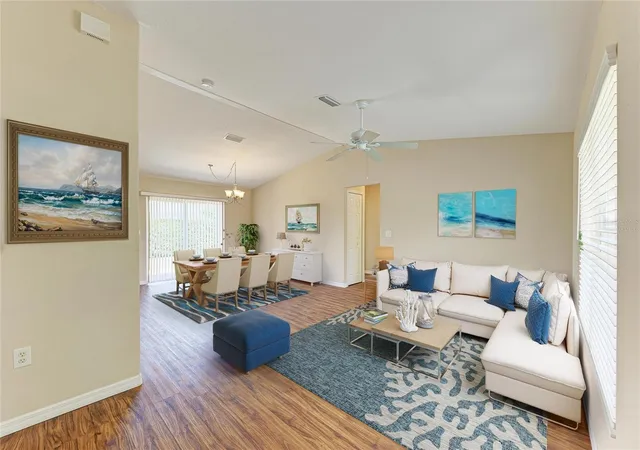 4th image of 1067 Rosedale Rd, Venice, FL 34293 | MLS# A4689050
