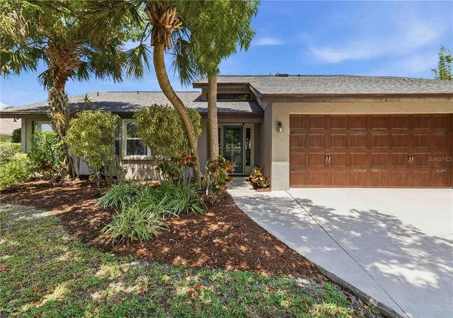 Photo 3 of Single family home for sale at 3953 Prairie Dunes Dr, Sarasota, FL 34238 | MLS# A4689054 | Listing updated on 2026-05-27