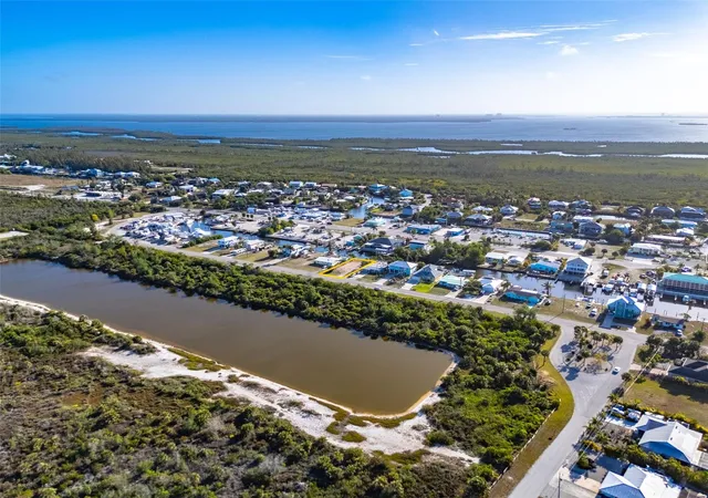 10th image of 3314 York Rd, Saint James City, FL 33956 | MLS# O6396752