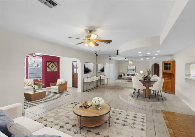 3rd image of 1768 Harbor Cir E, Largo, FL 33770 | MLS# TB8494574