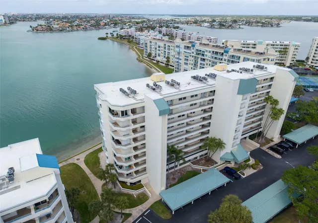 Homes for sale in South Pasadena, FL | 7932 Sailboat Key Blvd S #402, South Pasadena, FL 33707 | MLS# TB8494590
