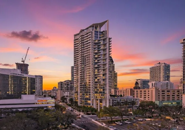 Listing Photo 1 - Condo for sale in building located at 175 1St St S, St. Petersburg, FL 33701 - Unit #3102