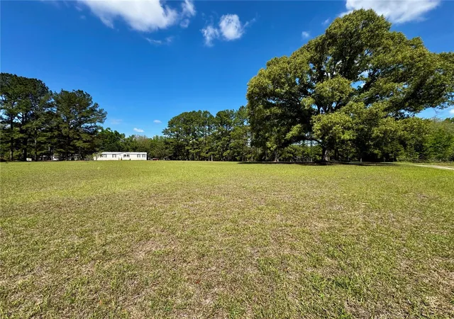 1st image of 7222 Nw 205th Ter, Alachua, FL 32615 | MLS# GC539203