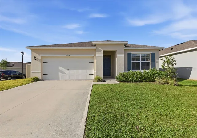 1st image of 11308 Amber Ridge Dr, Zellwood, FL 32798 | MLS# O6396765