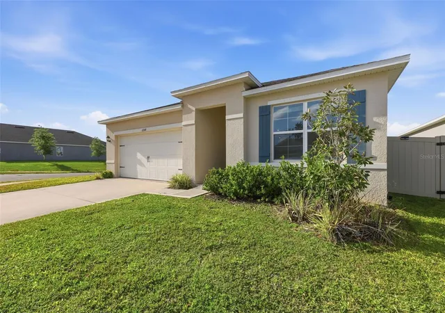 2nd image of 11308 Amber Ridge Dr, Zellwood, FL 32798 | MLS# O6396765