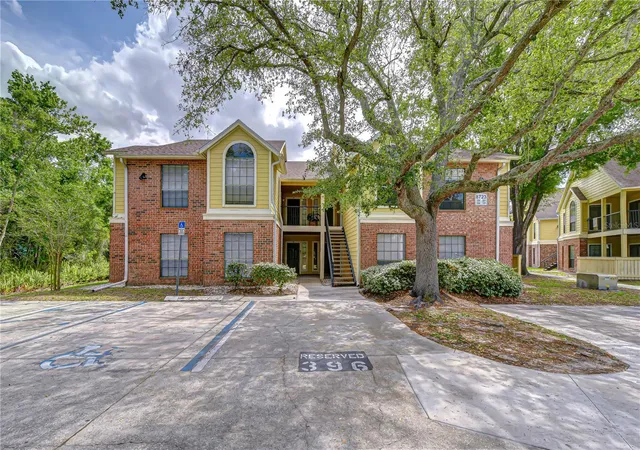 Condo for sale at 8723 Fancy Finch Dr #201, TAMPA, FL 33614 | MLS# TB8494612