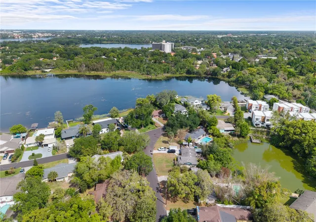 2nd image of 1881 Lake Spier Dr, Winter Park, FL 32789 | MLS# O6396791