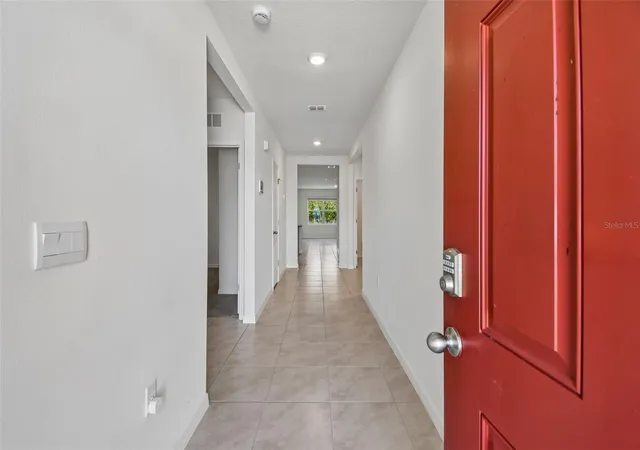 Photo 4 of Single family home for sale at 727 Lazio Cir, Debary, FL 32713 | MLS# O6396798 | Listing updated on 2026-08-29