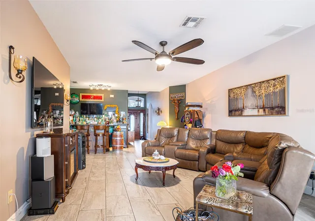4th image of 10196 Andover Point Cir, Orlando, FL 32825 | MLS# S5147283