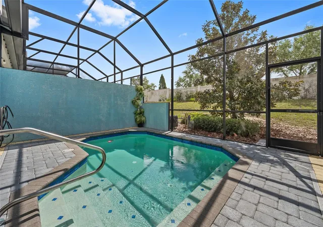 Photo 1 of Townhouse for sale at 318 Captiva Dr, Davenport, FL 33896 | MLS# O6396814 | Listing updated on 2026-10-02