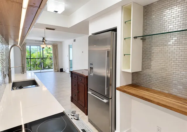 Photo 3 of Condo for sale at 3700 S Osprey Ave #205, Sarasota, FL 34239 | MLS# TB8494655 | Listing updated on 2026-09-24
