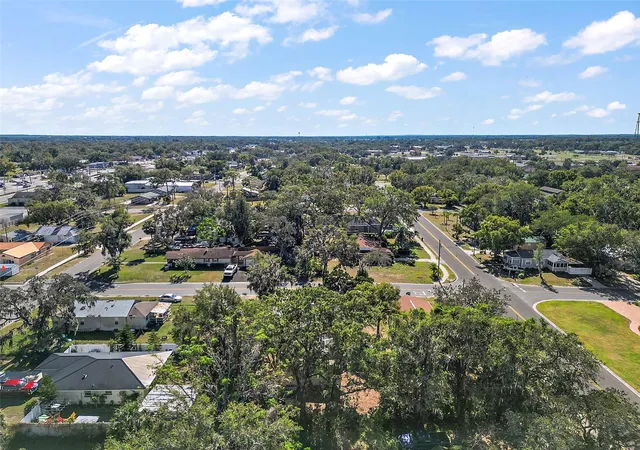 5th image of 105 W Stevens Ave, Eustis, FL 32726 | MLS# G5110660
