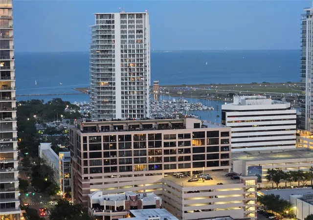 Homes for sale in St Petersburg, FL | 400 Central Avenue, St Petersburg, FL 33701 | Houzeo