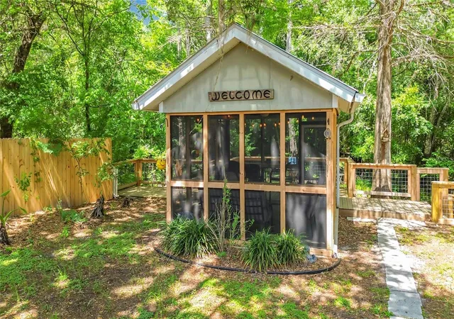 5th image of 4129 E Riverside Dr, Dunnellon, FL 34434 | MLS# OM722277