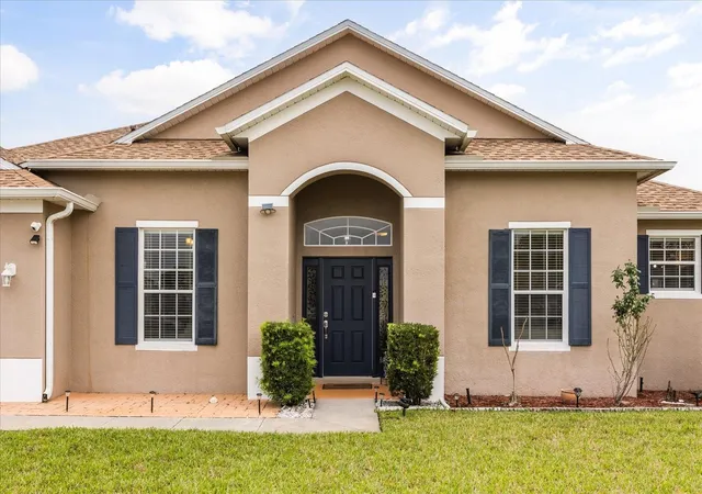 Photo 3 of Single family home for sale at 3878 Wood Thrush Dr, Kissimmee, FL 34744 | MLS# O6396827 | Listing updated on 2026-09-15