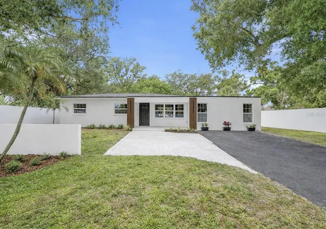 Homes for sale in Tampa, FL | 4909 S Zion St, Tampa, FL 33611 | MLS# TB8494688